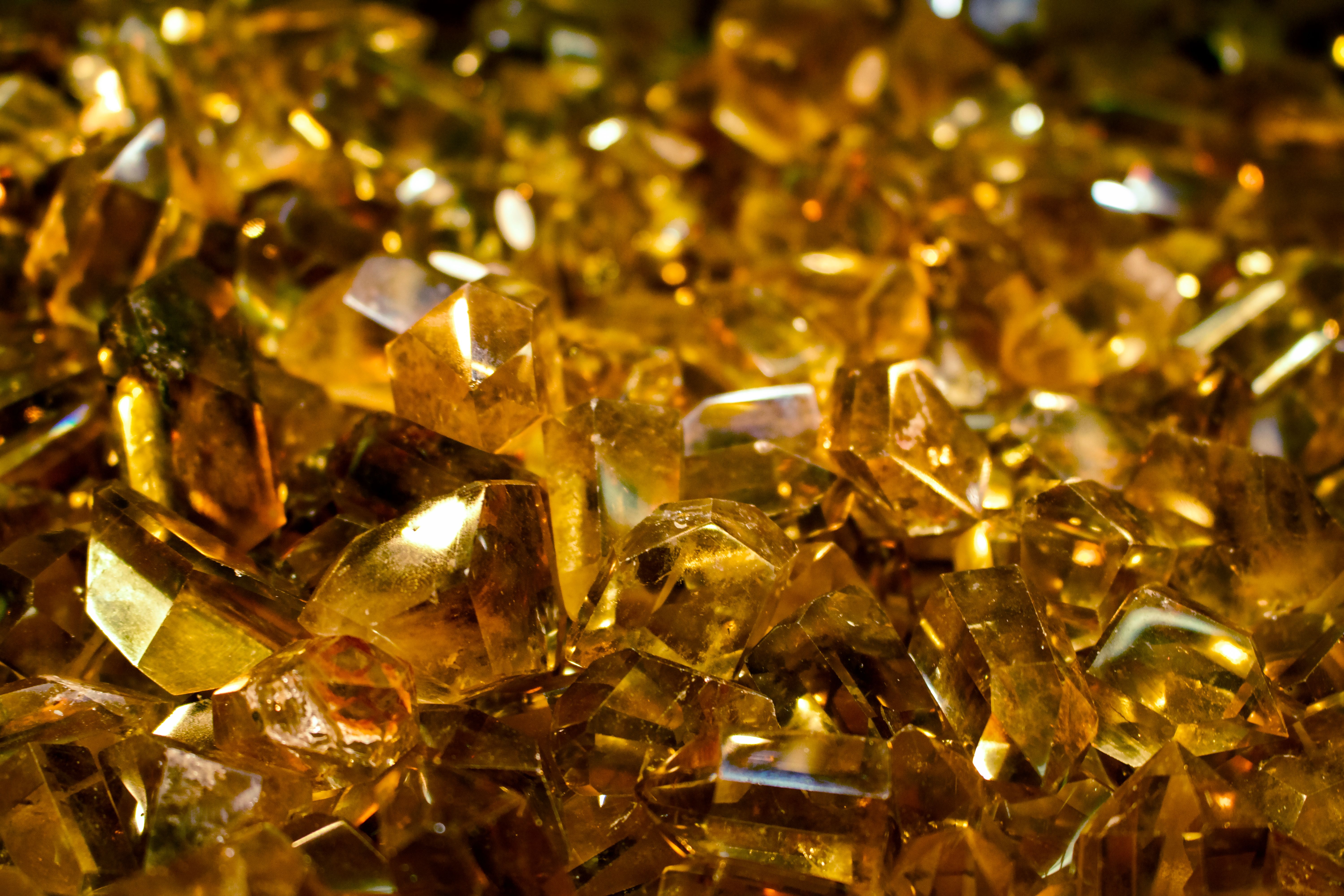 Golden crystalline mineral texture